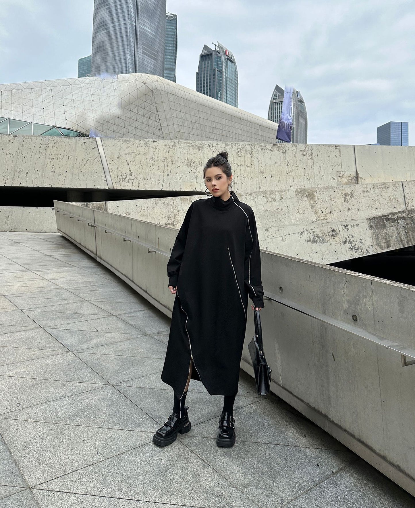 ジップラインハイネックロングドレス