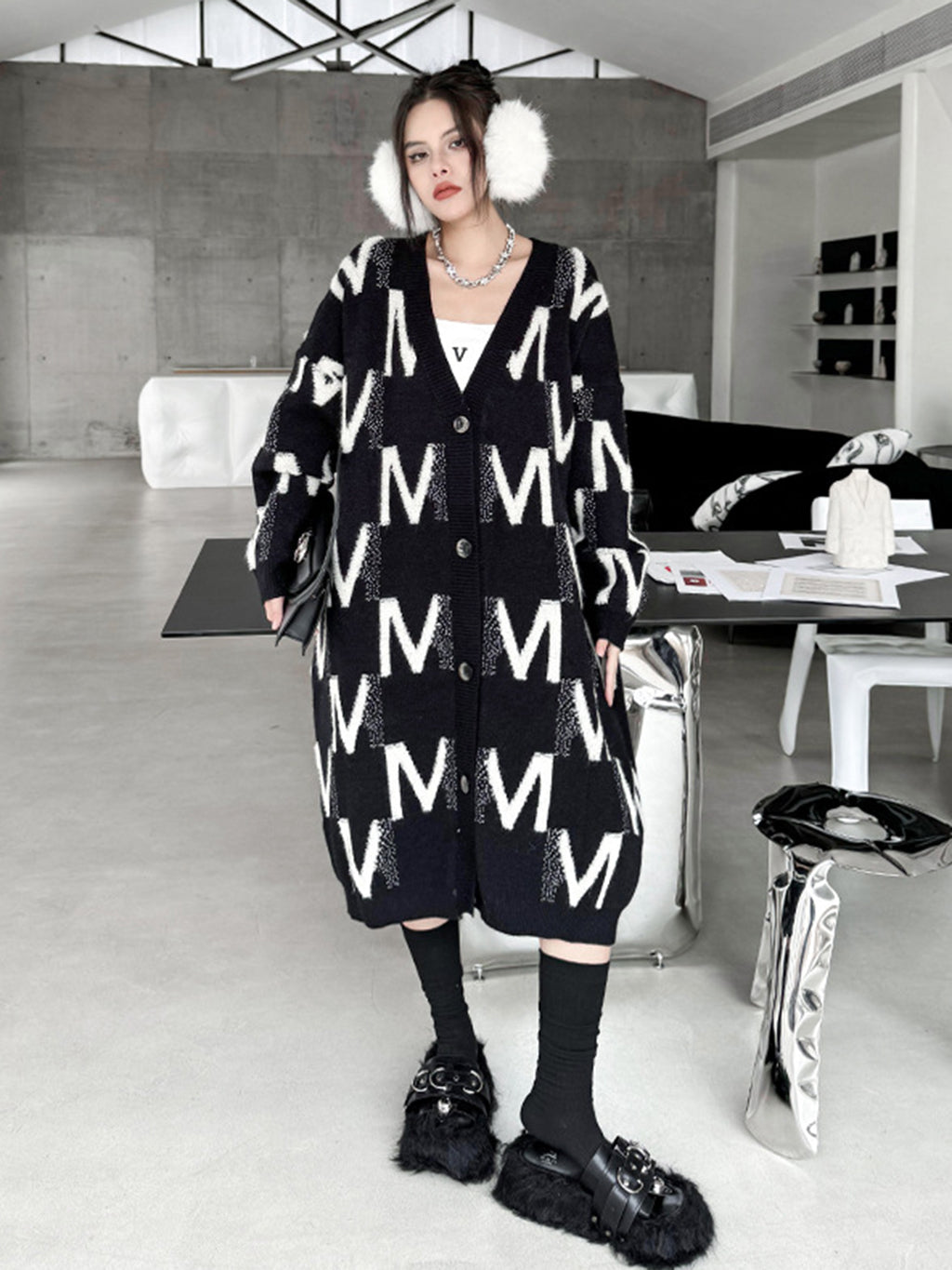 エムパターンロングニットドレス