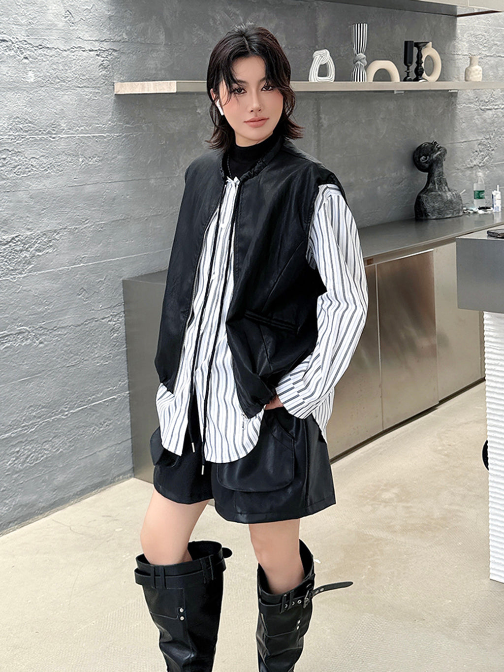 ジップストレイヤードストライプブラウス