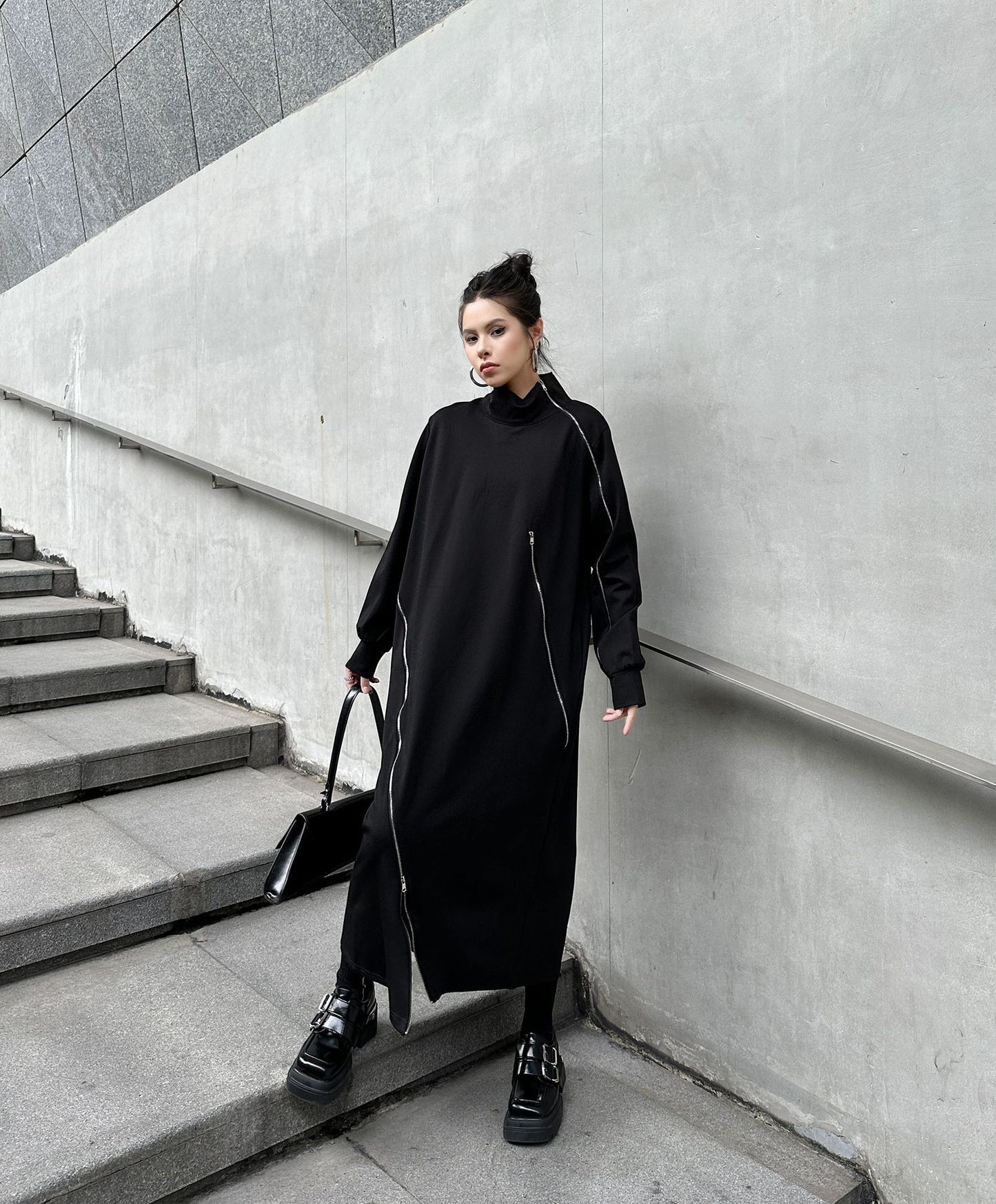 ジップラインハイネックロングドレス