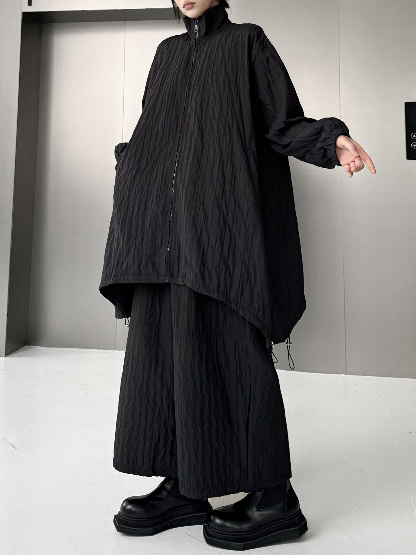 クラッシュテクスチャージップジャケット&ワイドパンツ