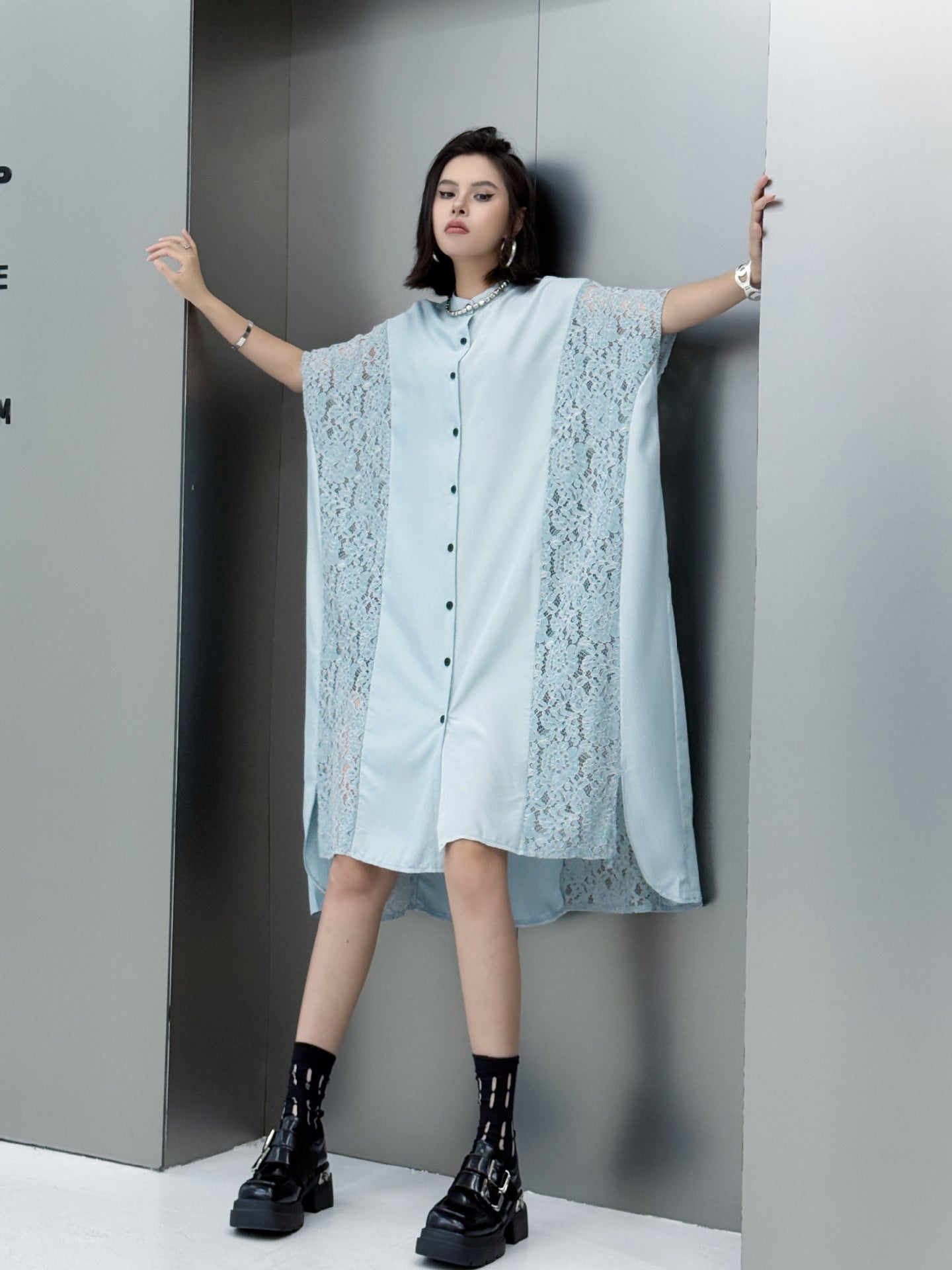 Lace slit shirt dress