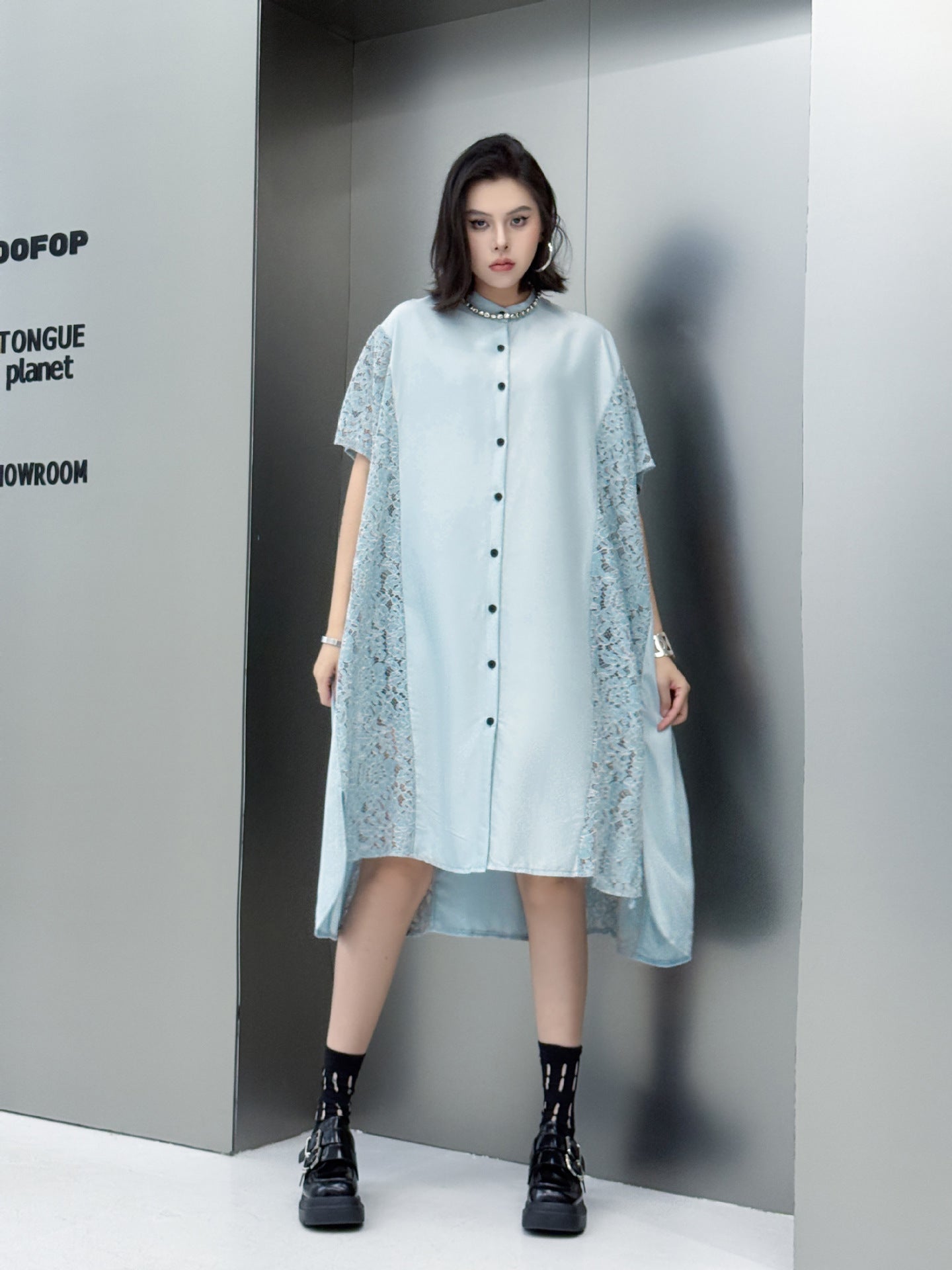 Lace slit shirt dress