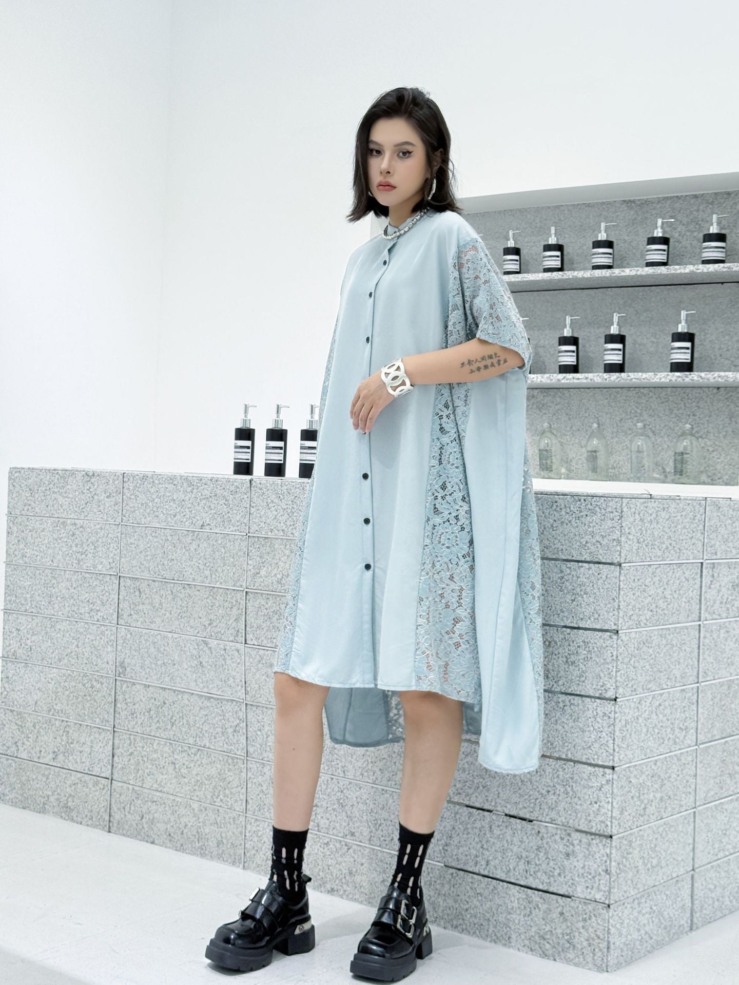 Lace slit shirt dress