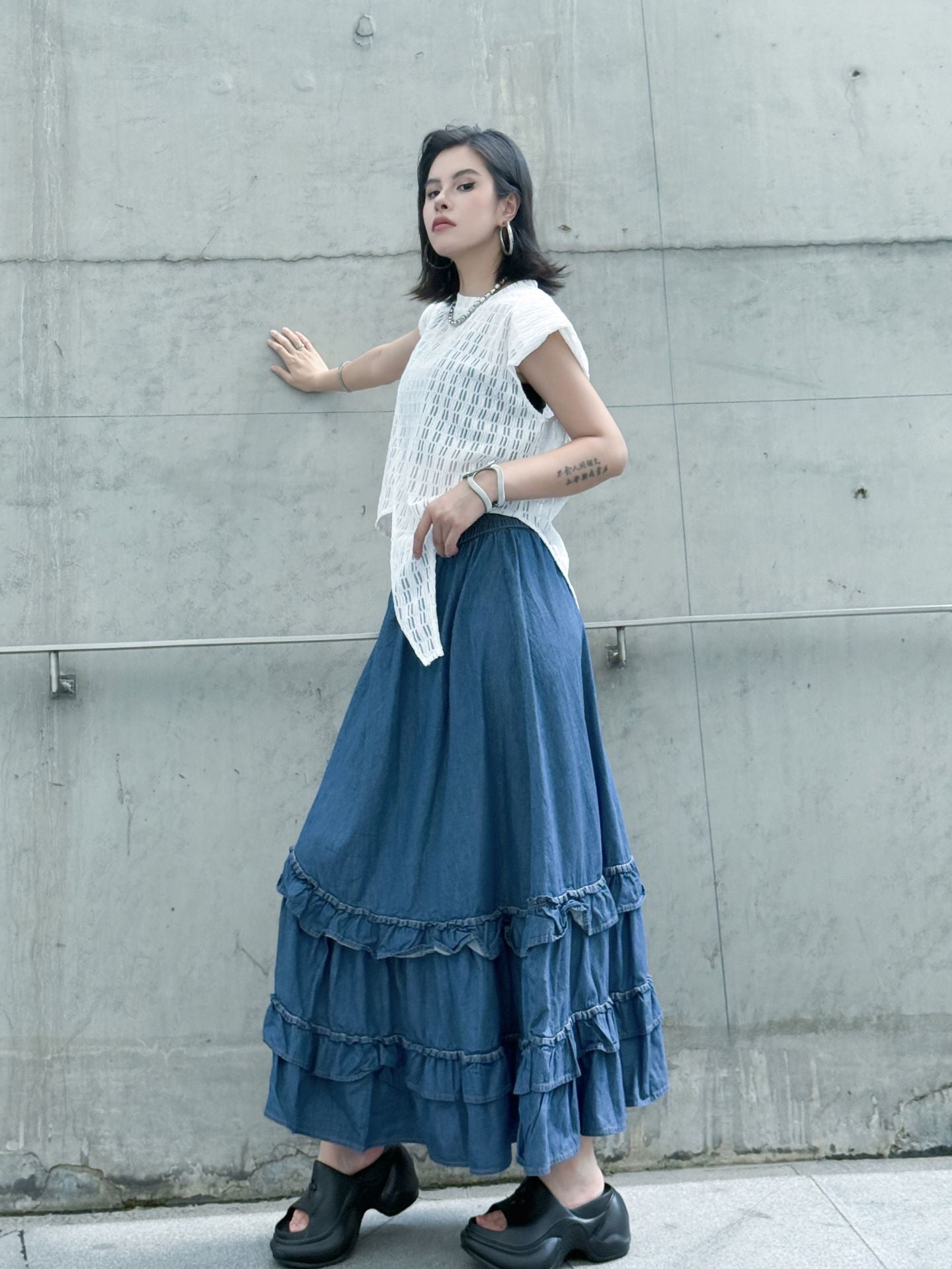ラッフルカットデニムスカート