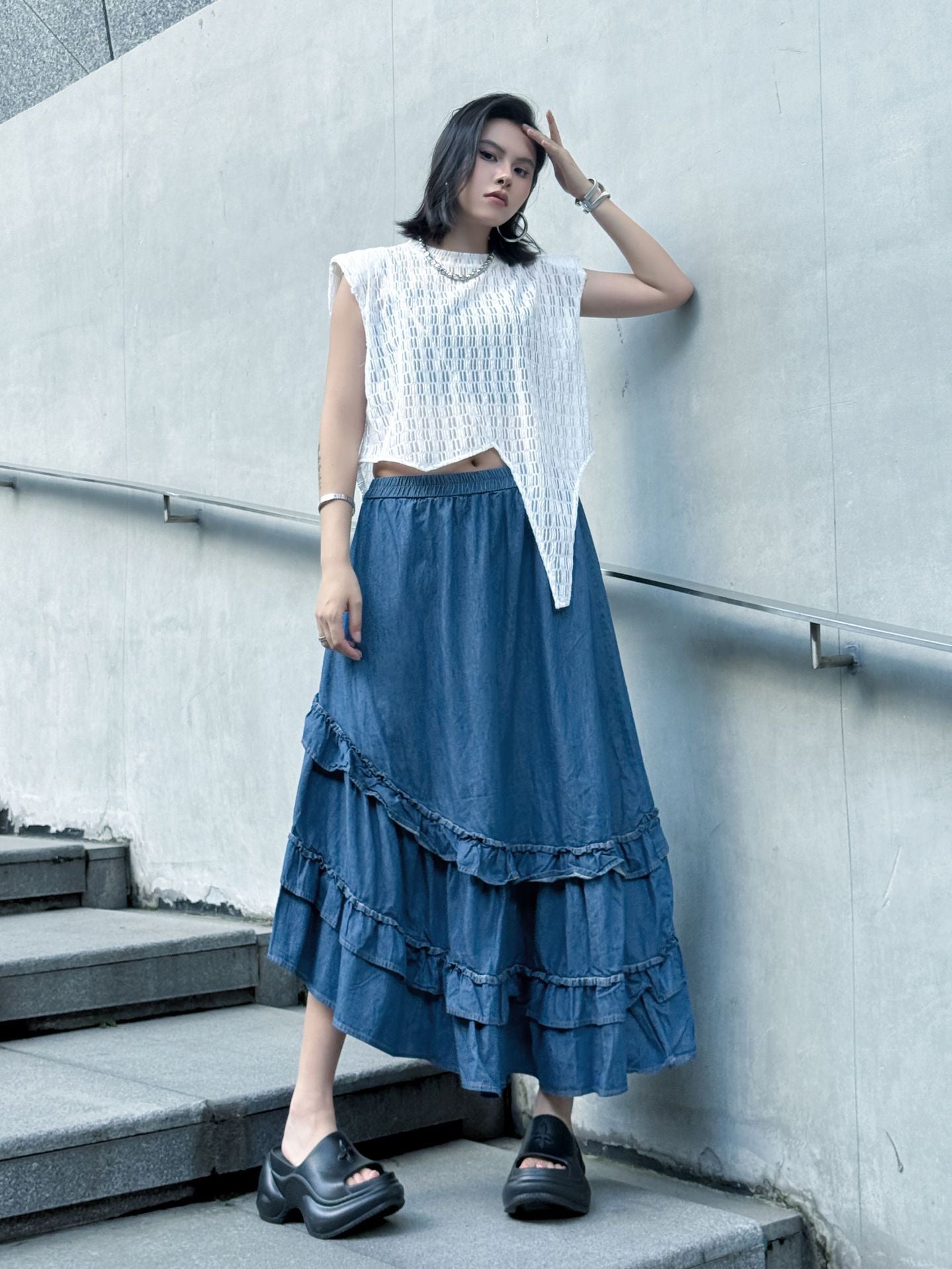 ラッフルカットデニムスカート