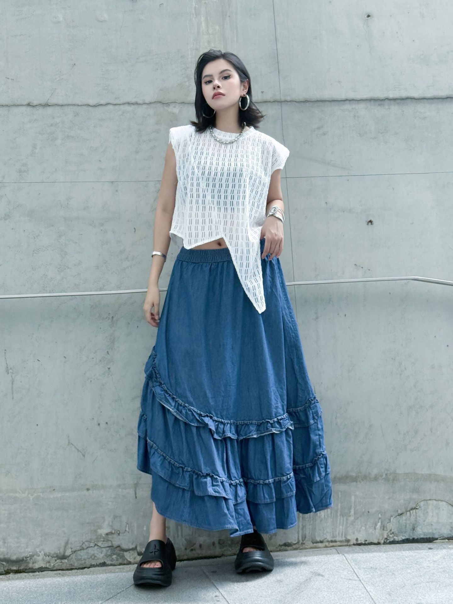ラッフルカットデニムスカート