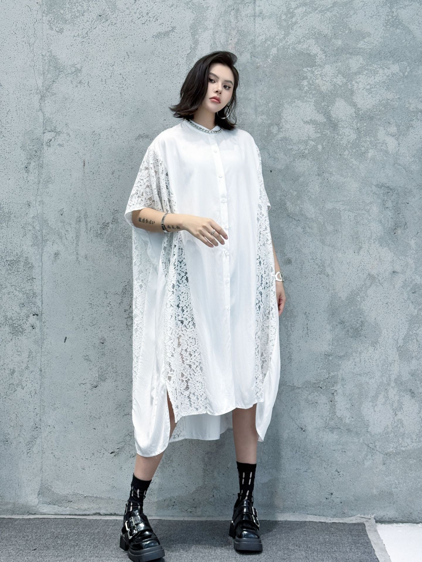 Lace slit shirt dress