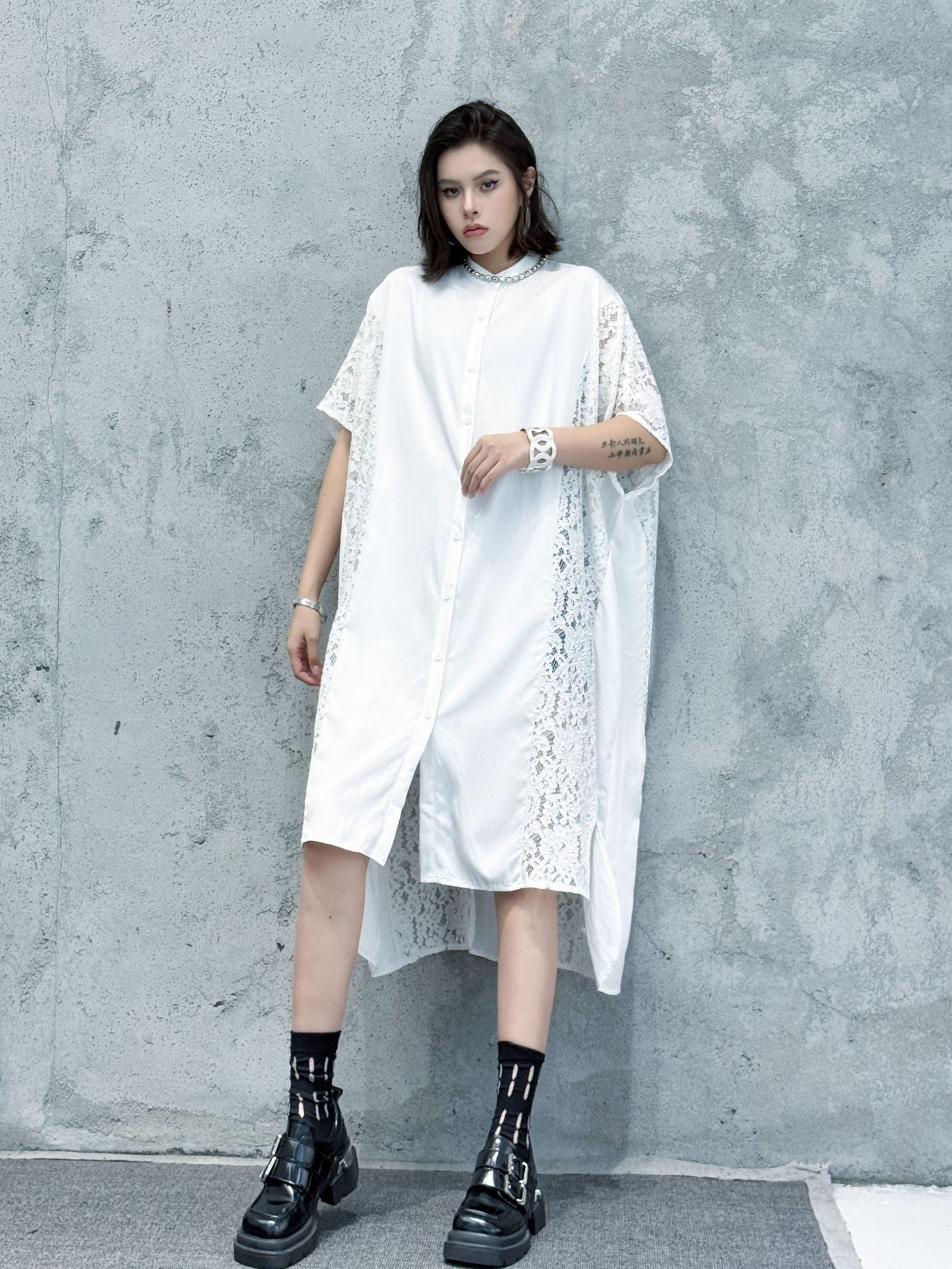 Lace slit shirt dress