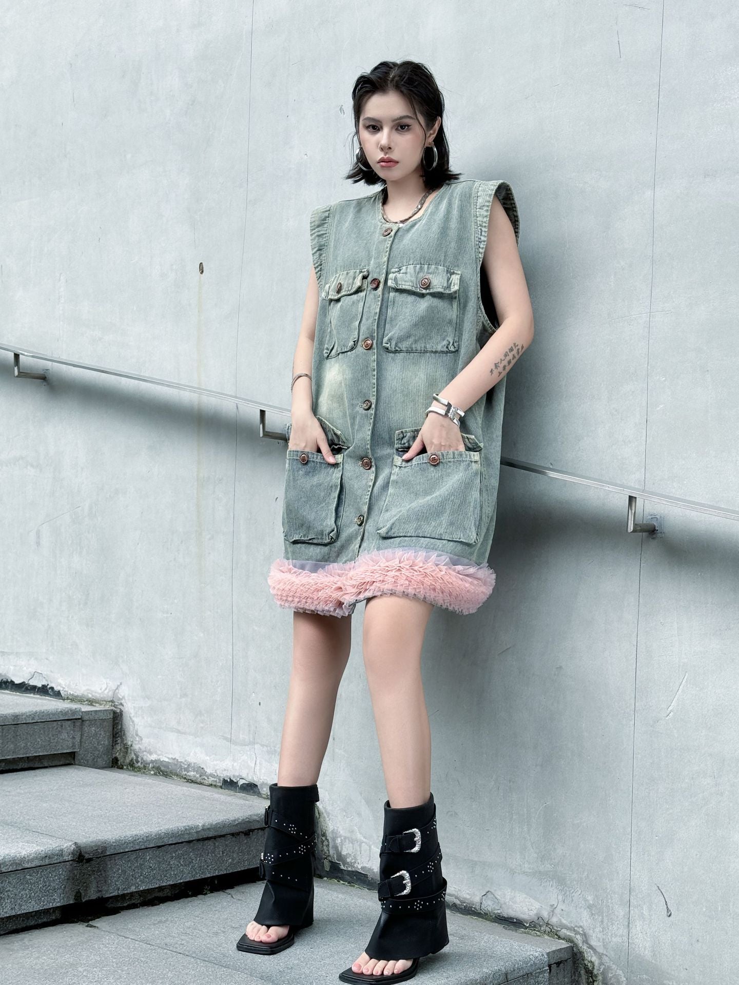 Scarf tie blouse and denim pants series