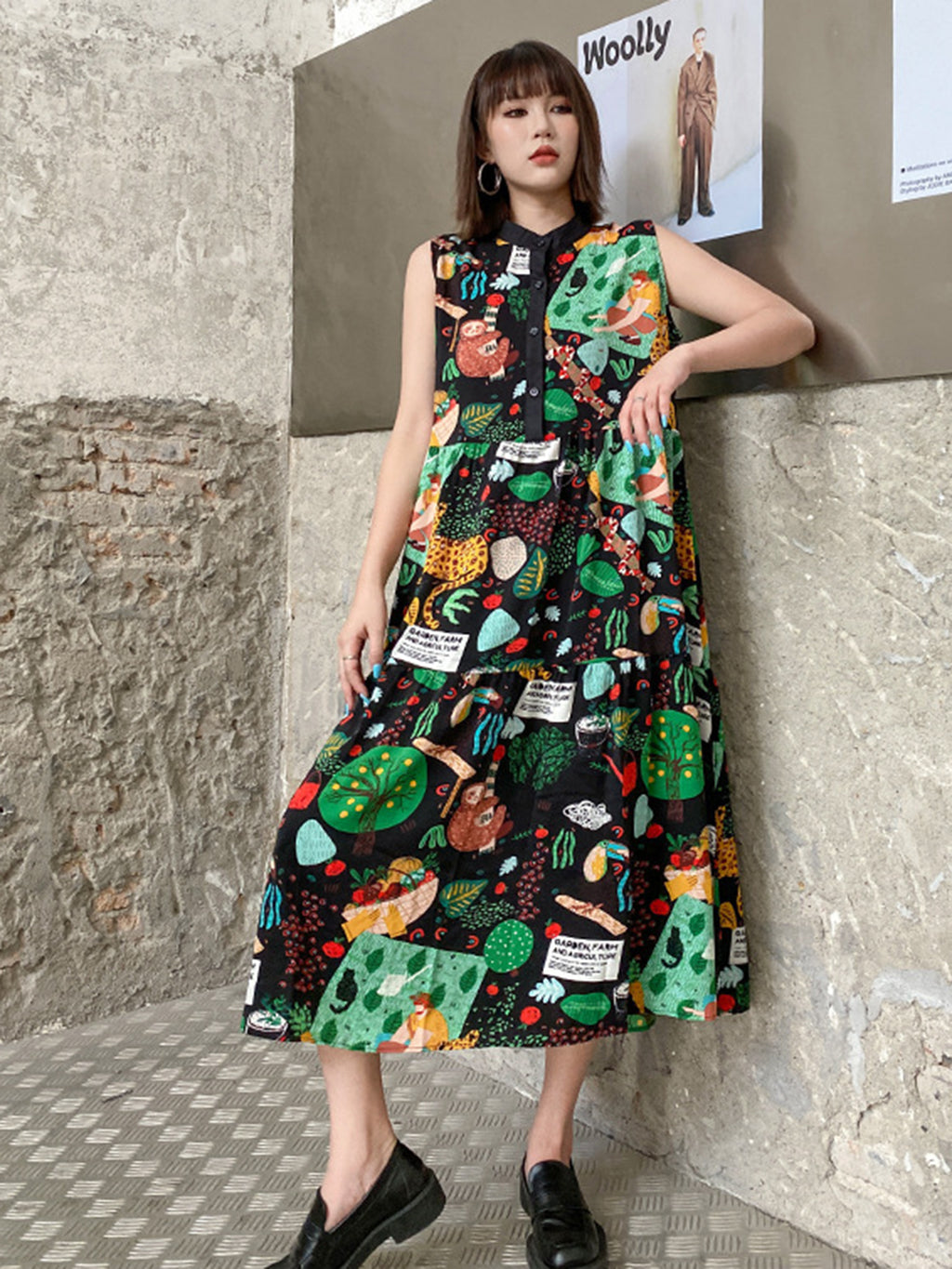graphic sleeveless dress