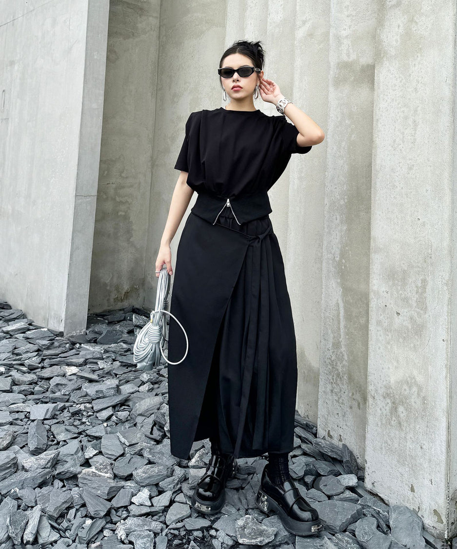 Half pleated wide pants