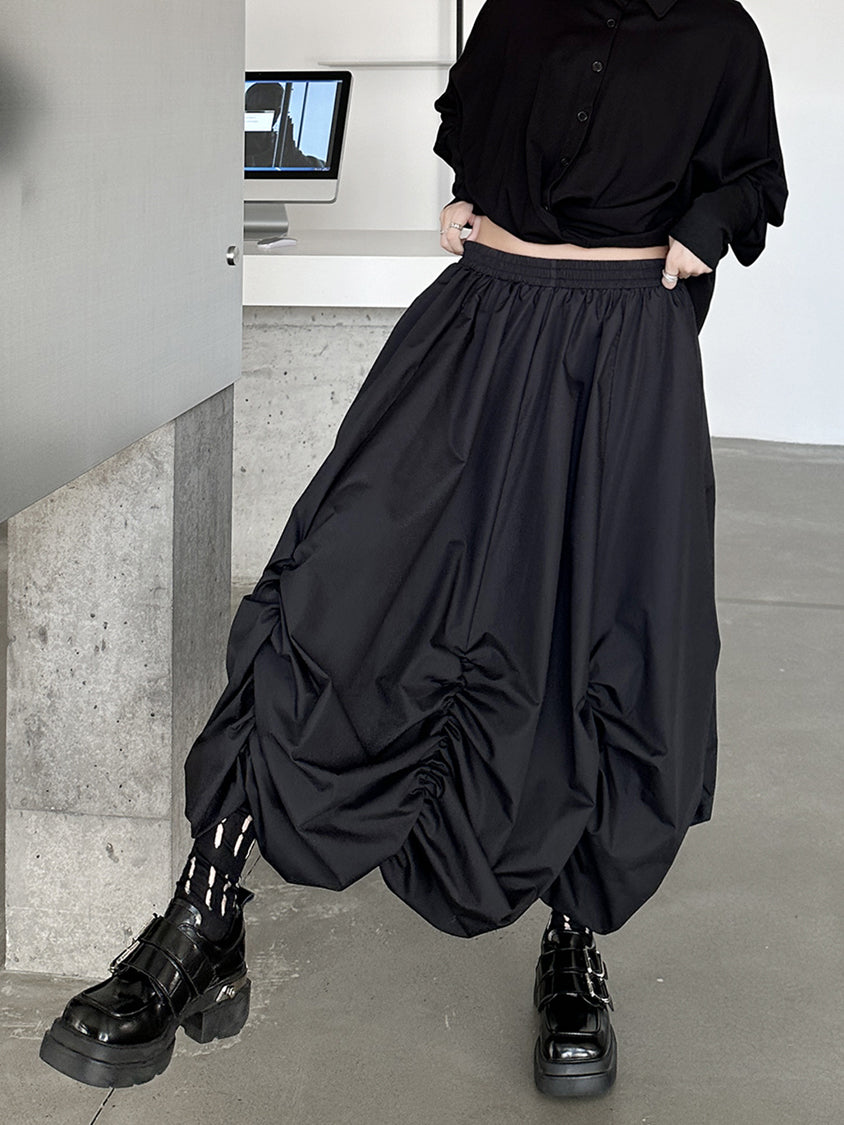 Gathered balloon skirt