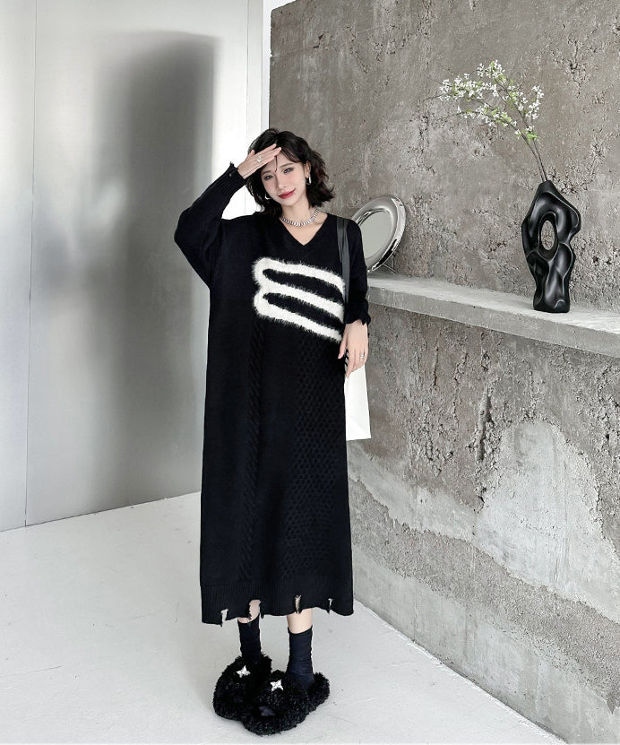 V-neck jacquard knit dress