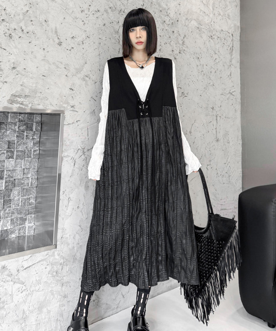 Lace-up wrinkle dress