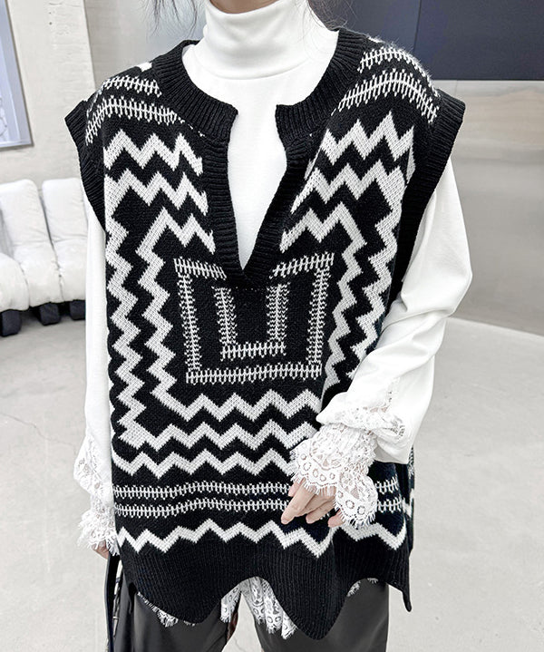 V-neck knit vest