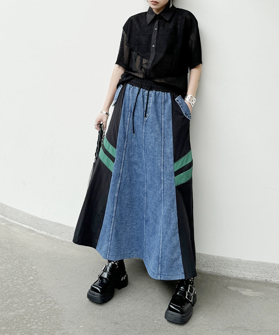 Side Switch Flare Denim Skirt