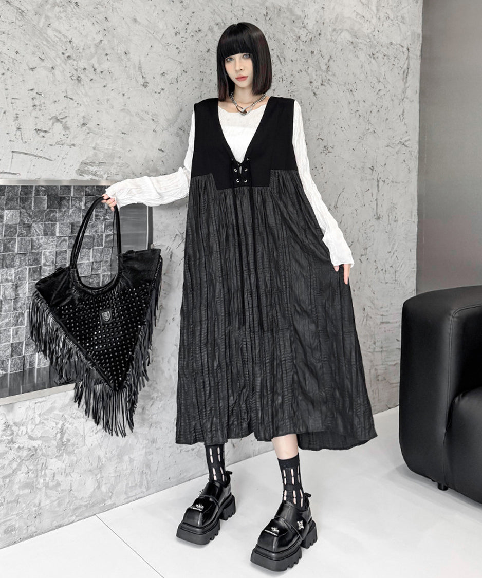 Lace-up wrinkle dress