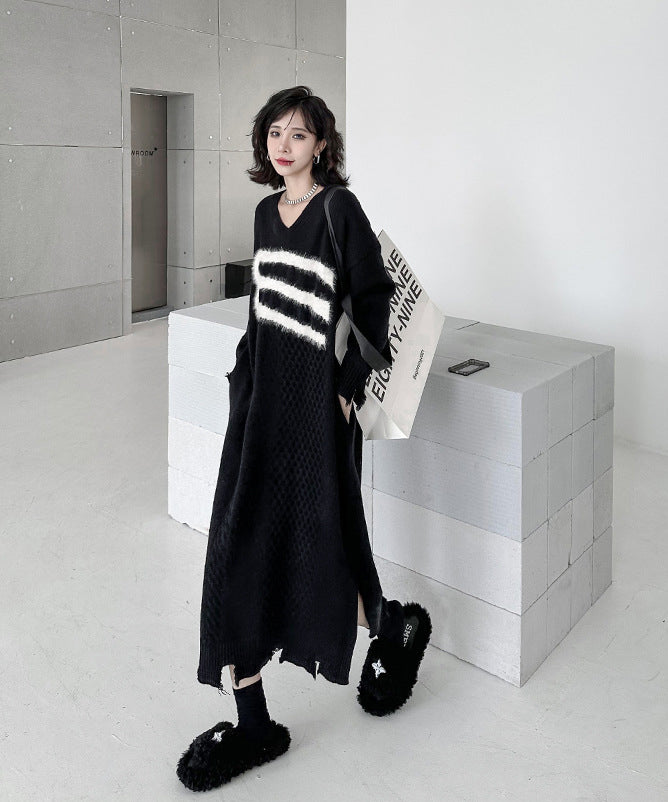 V-neck jacquard knit dress