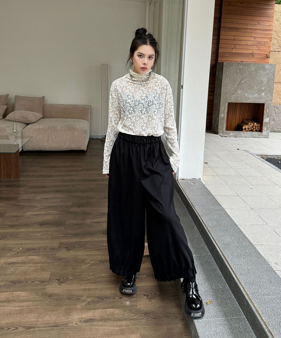 Cropped wide pants