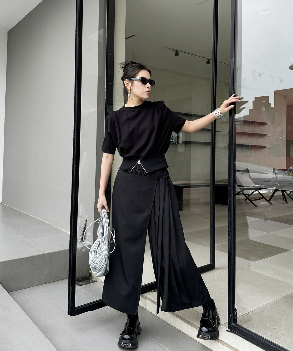 Half pleated wide pants