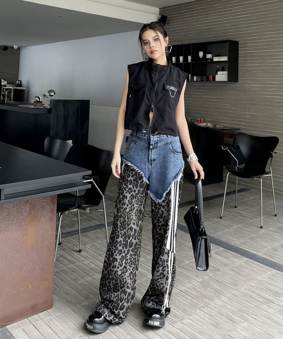 Leopard print contrast denim pants