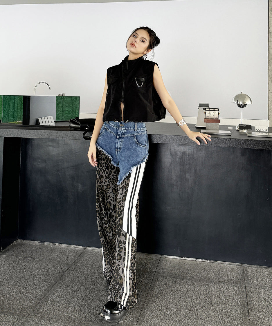 Leopard print contrast denim pants