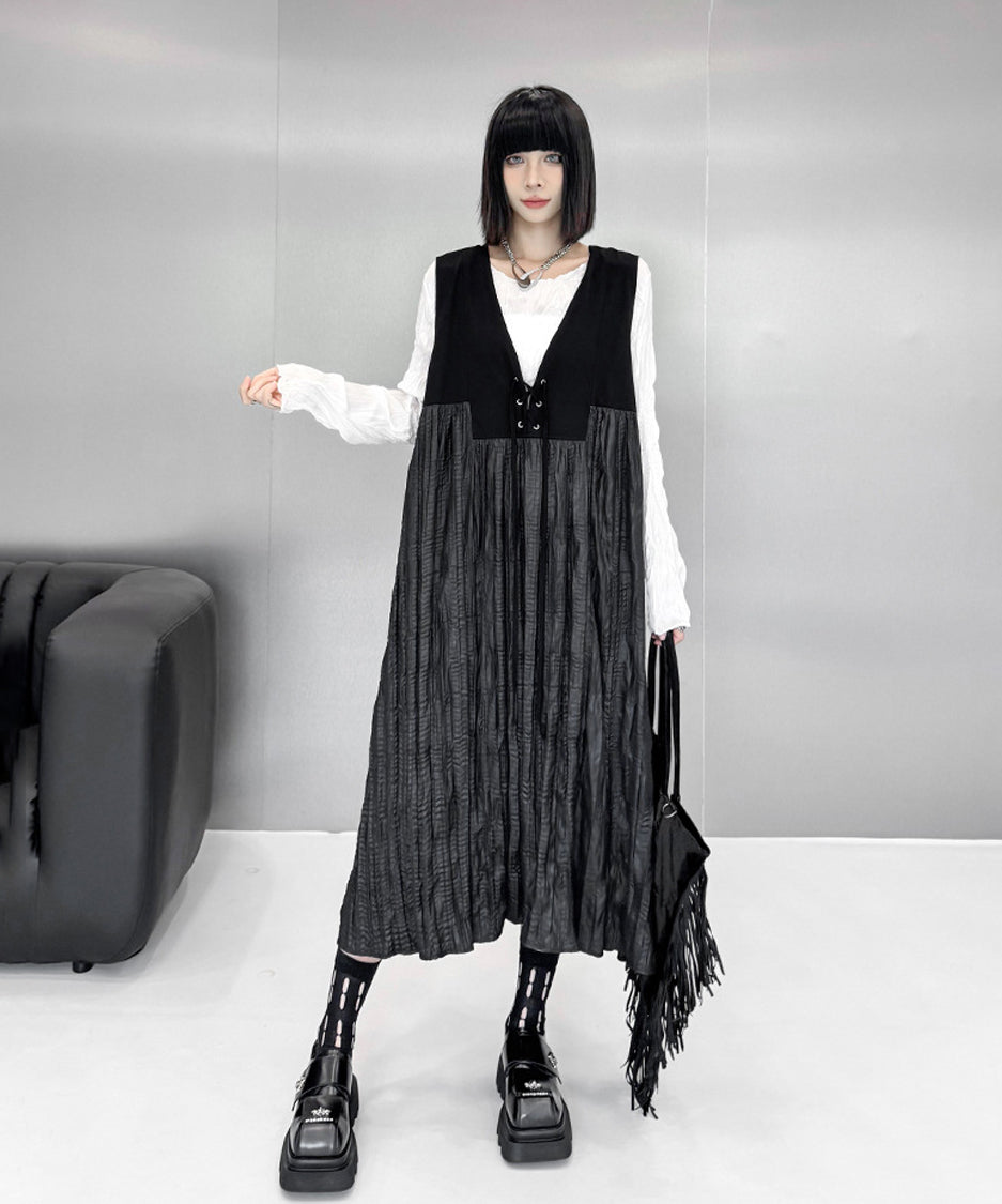 Lace-up wrinkle dress