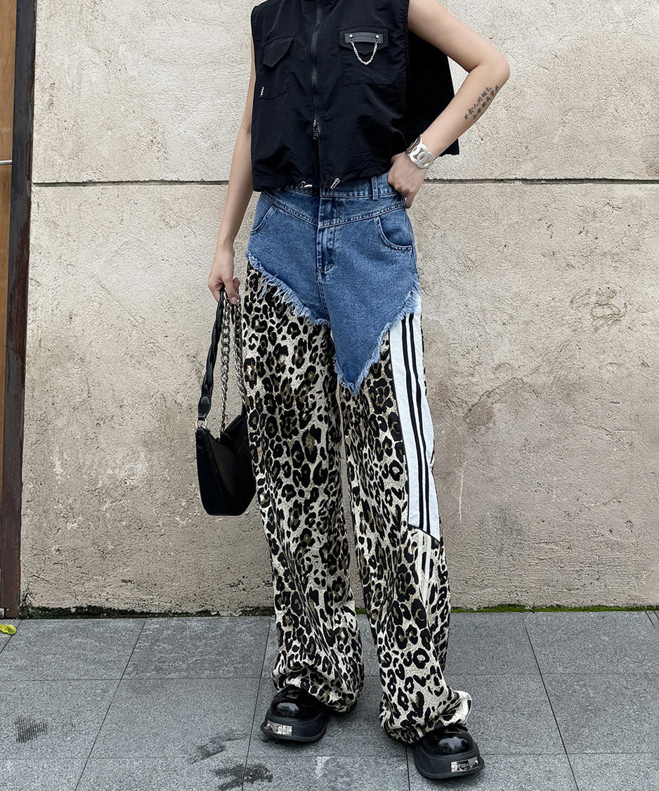 Leopard print contrast denim pants