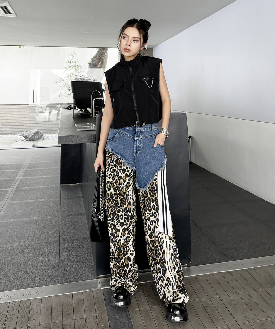 Leopard print contrast denim pants