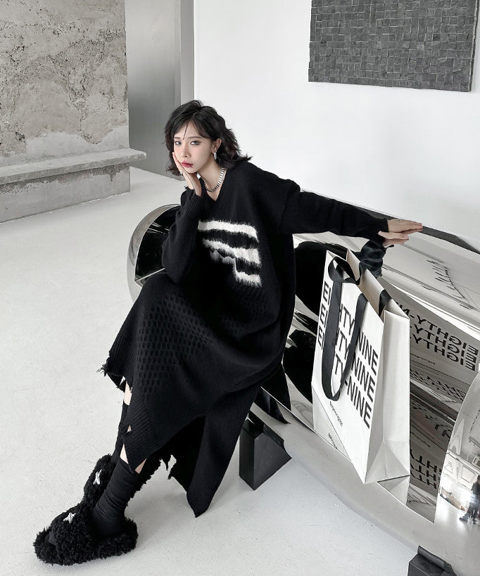 V-neck jacquard knit dress