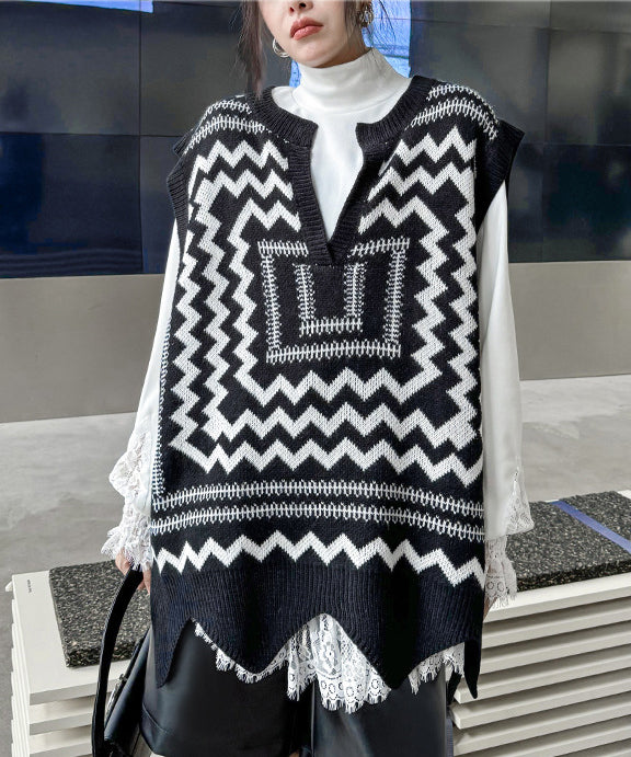 V-neck knit vest