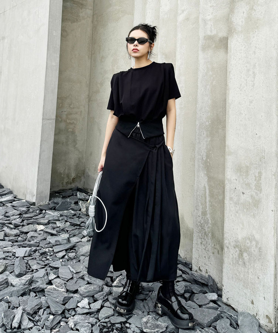 Half pleated wide pants
