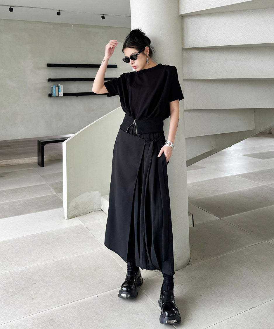 Half pleated wide pants