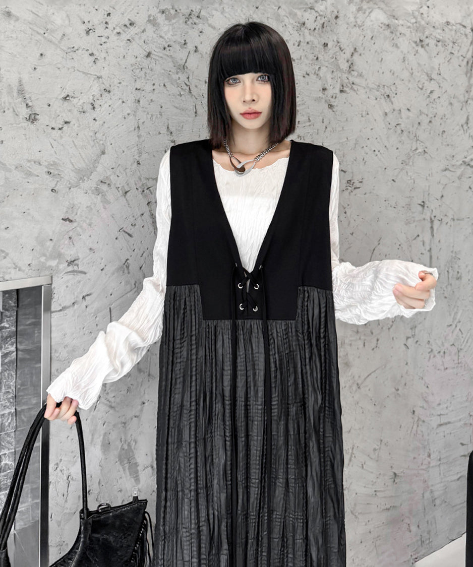 Lace-up wrinkle dress