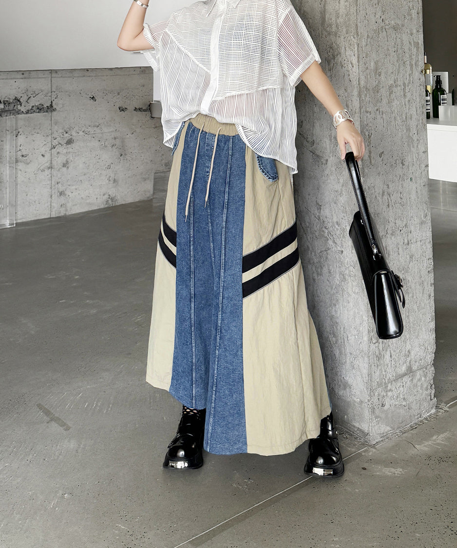Side Switch Flare Denim Skirt