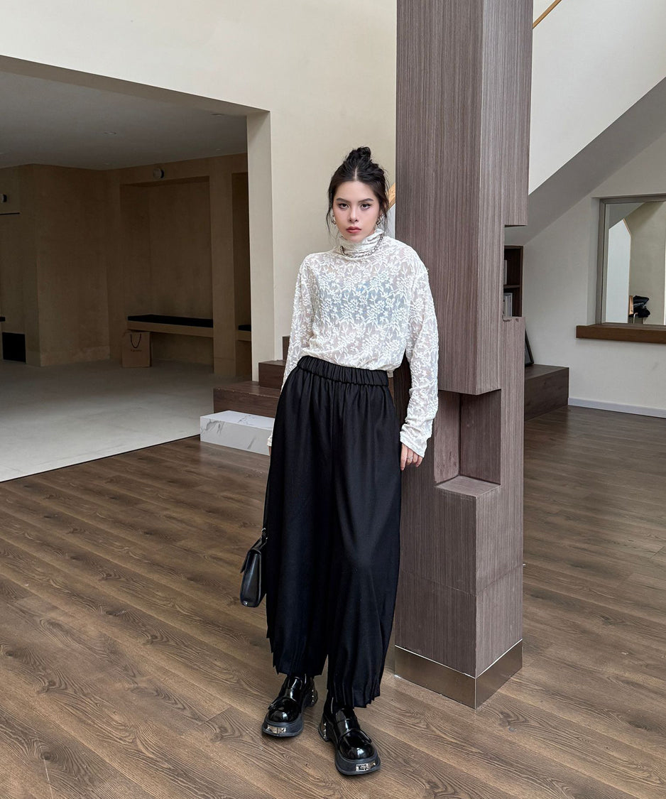Cropped wide pants