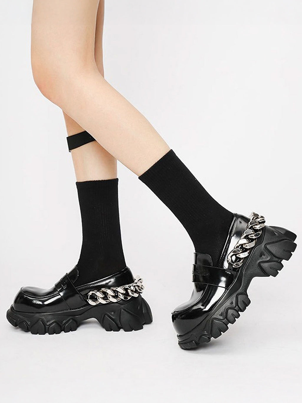 Back Chain Shoes