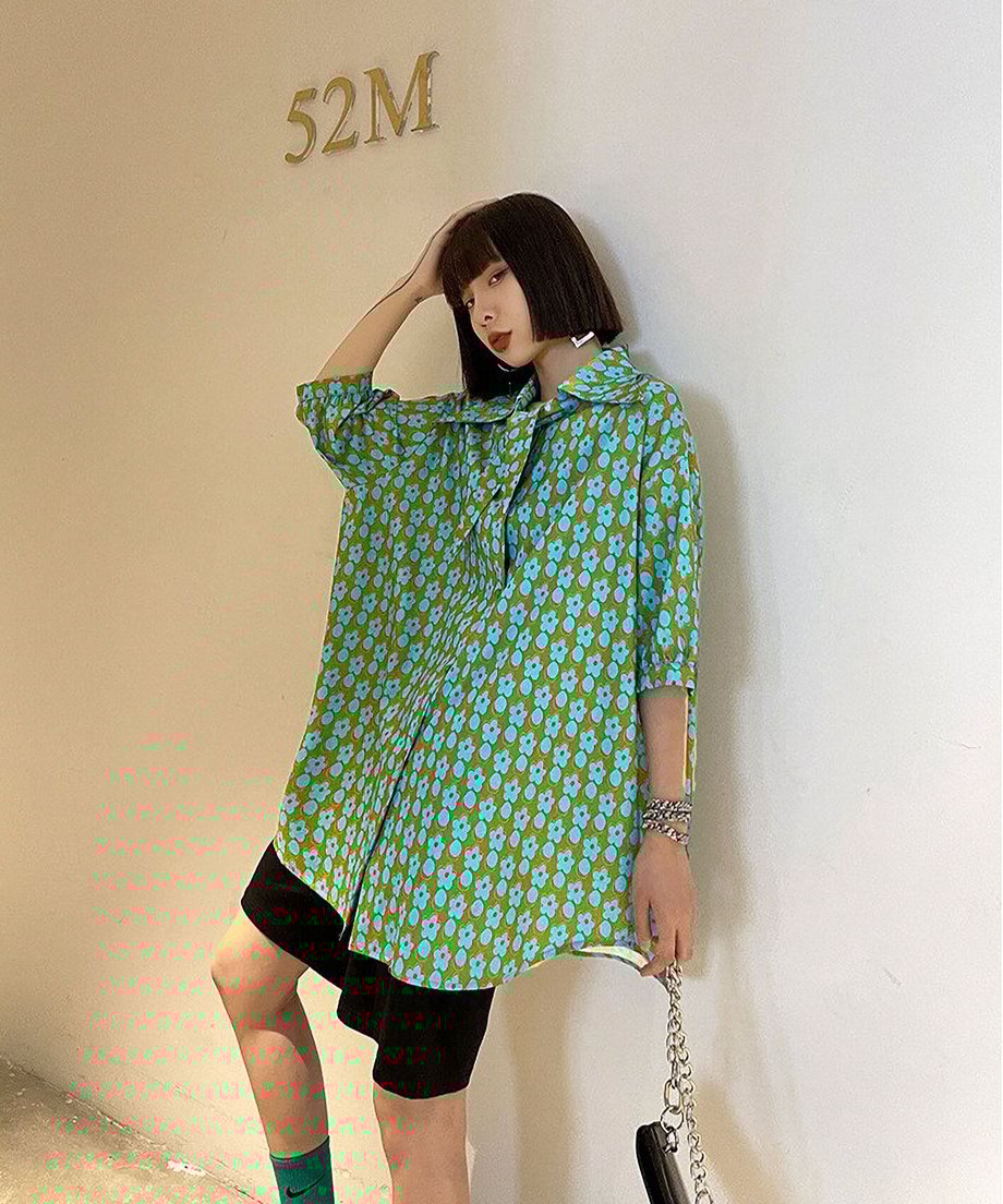 Retro flower print blouse