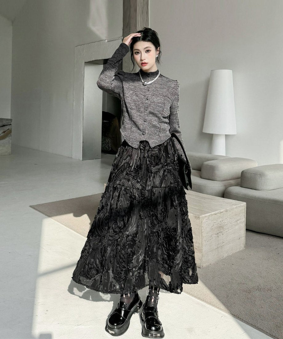 Three-dimensional skirt