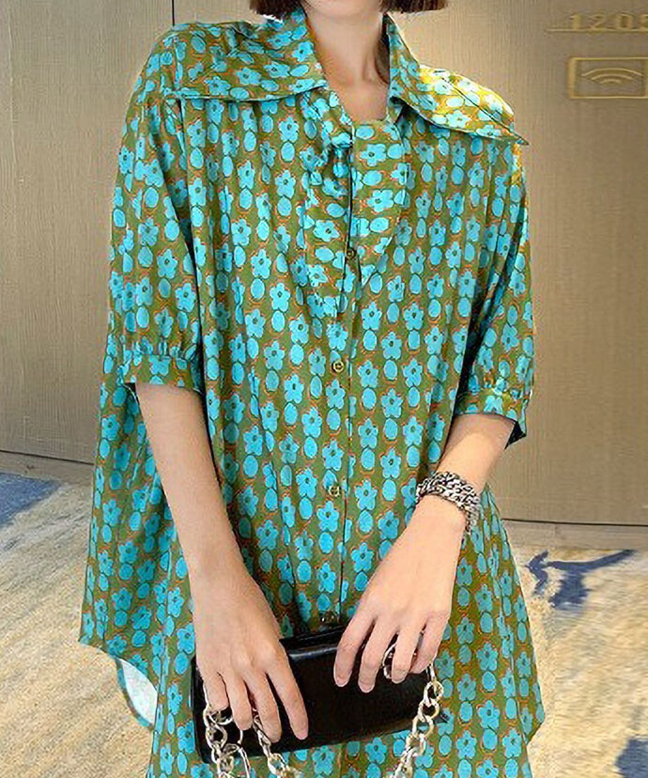 Retro flower print blouse