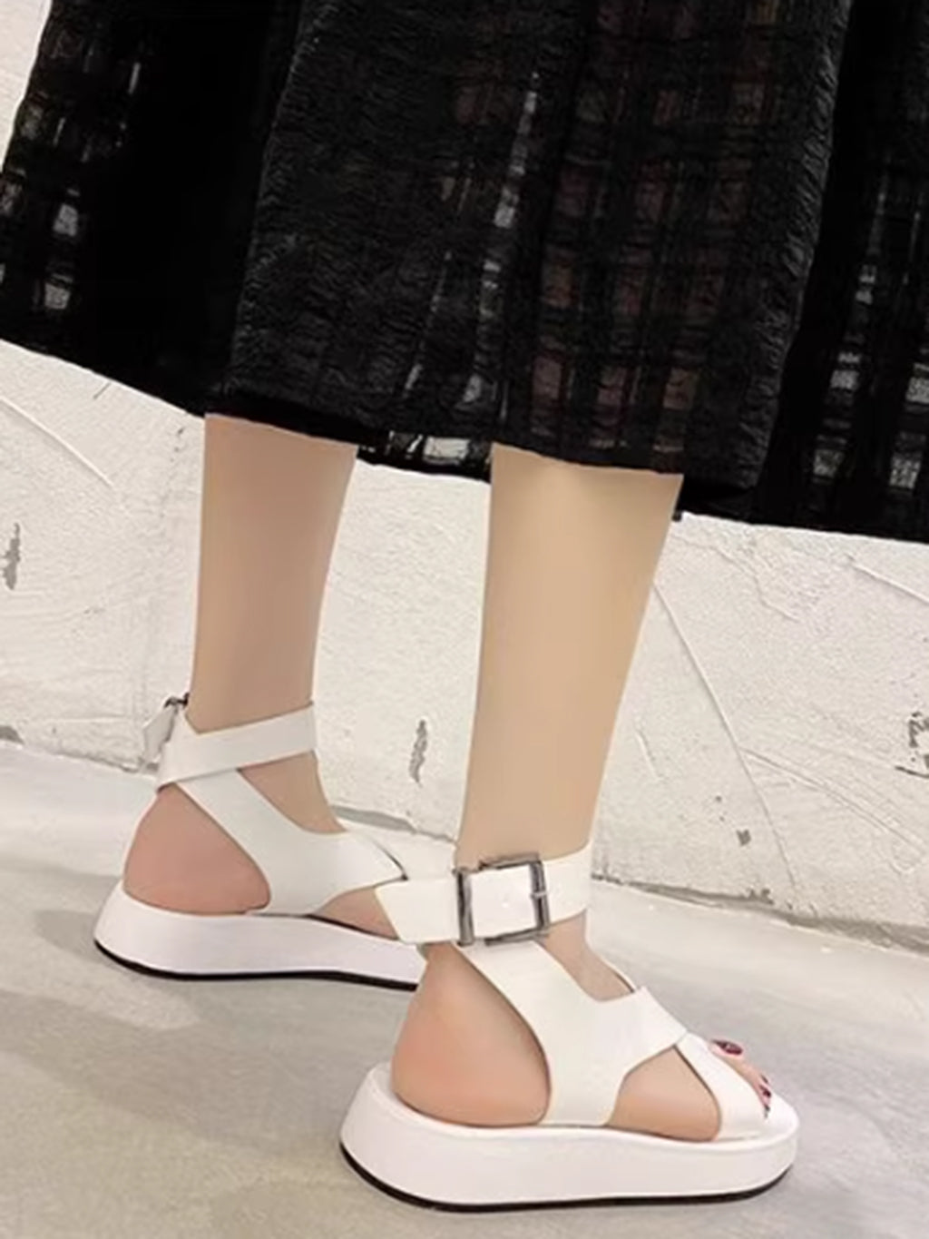 Cross strap sole sandals