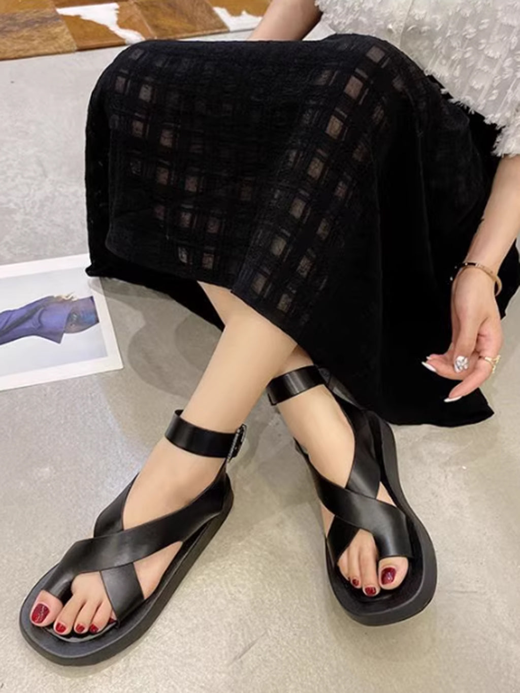 Cross strap sole sandals