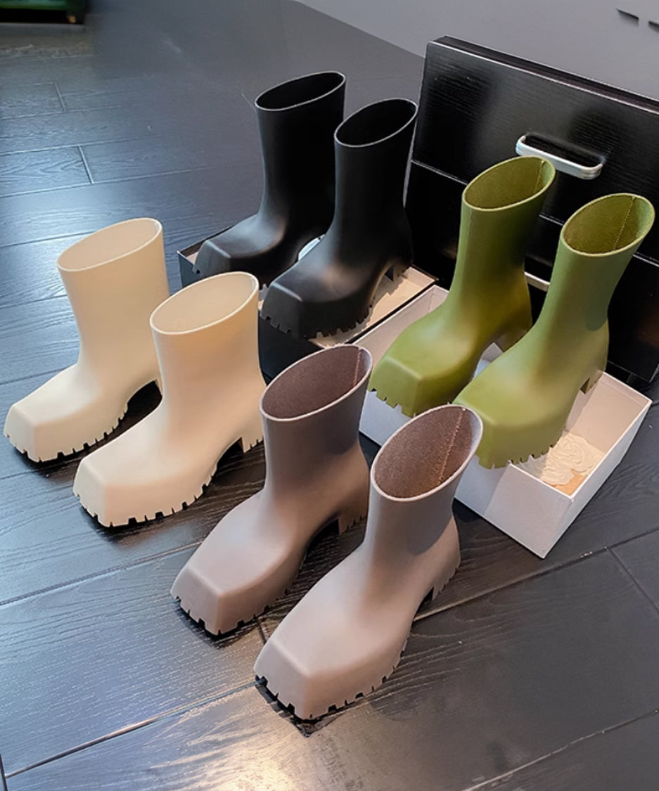 Square Toe Water Shoes