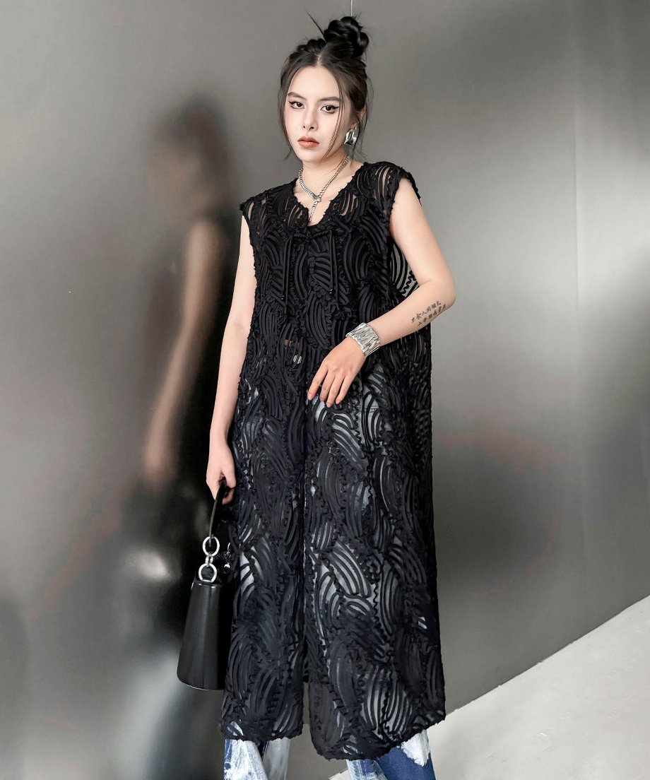 Jacquard tucking vest