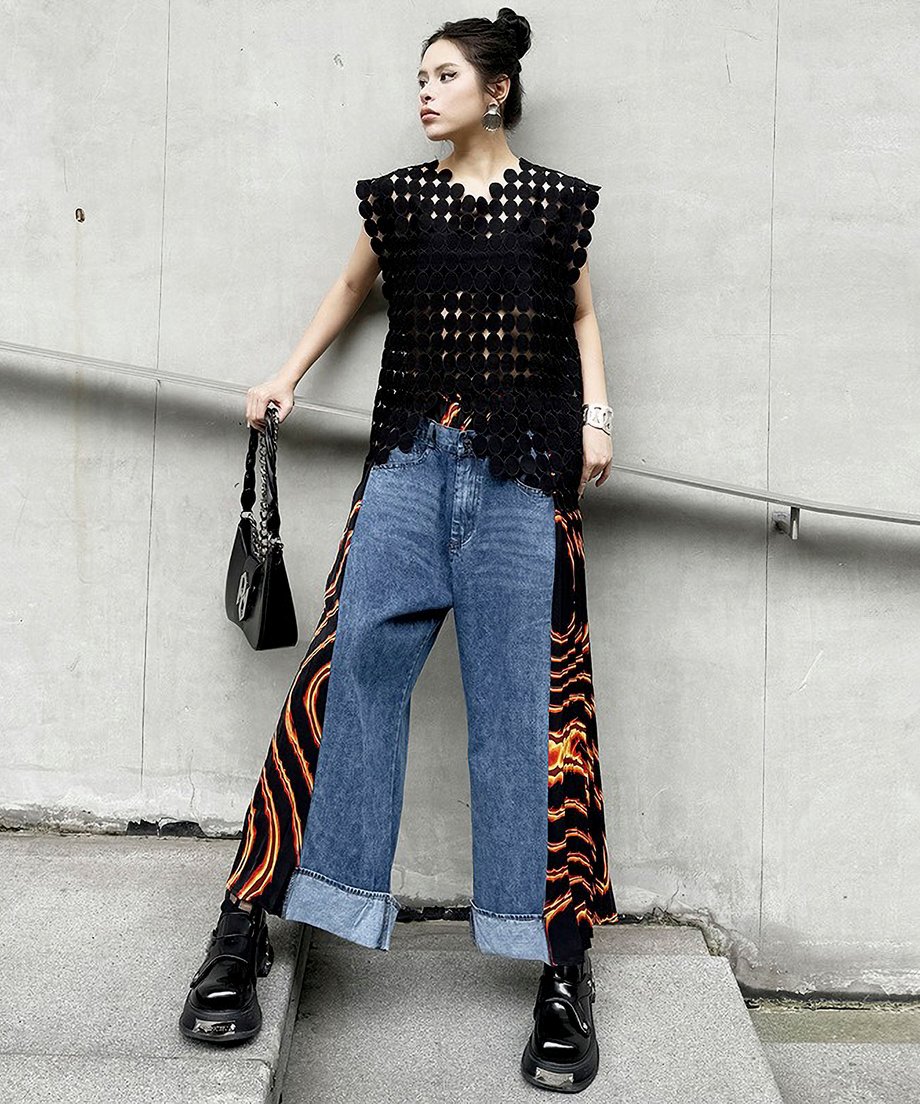 Side pleated denim pants