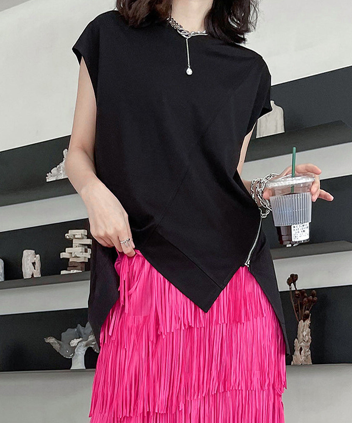 Drop shoulder zipper top