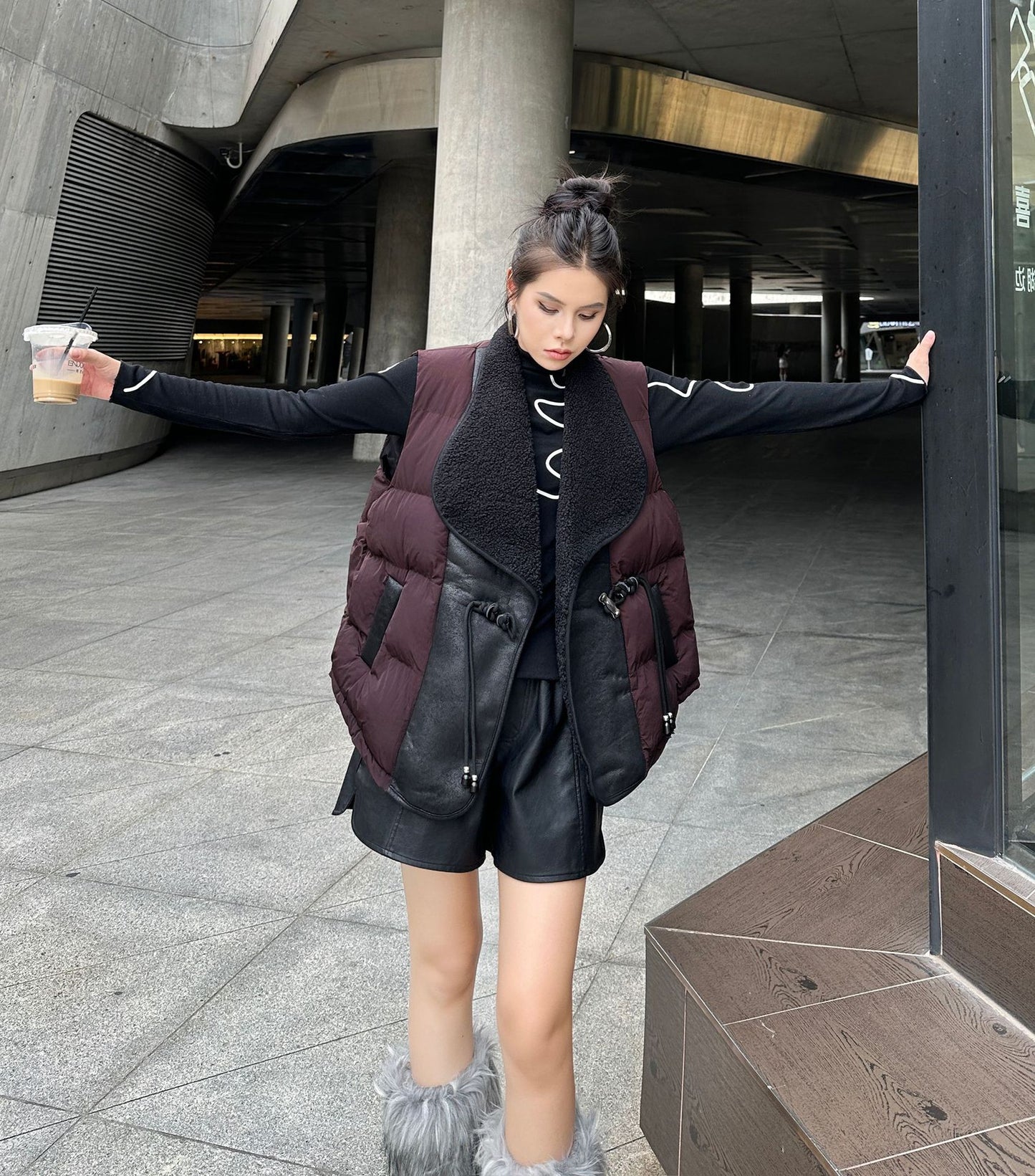 シープカラーブロックダウンベスト