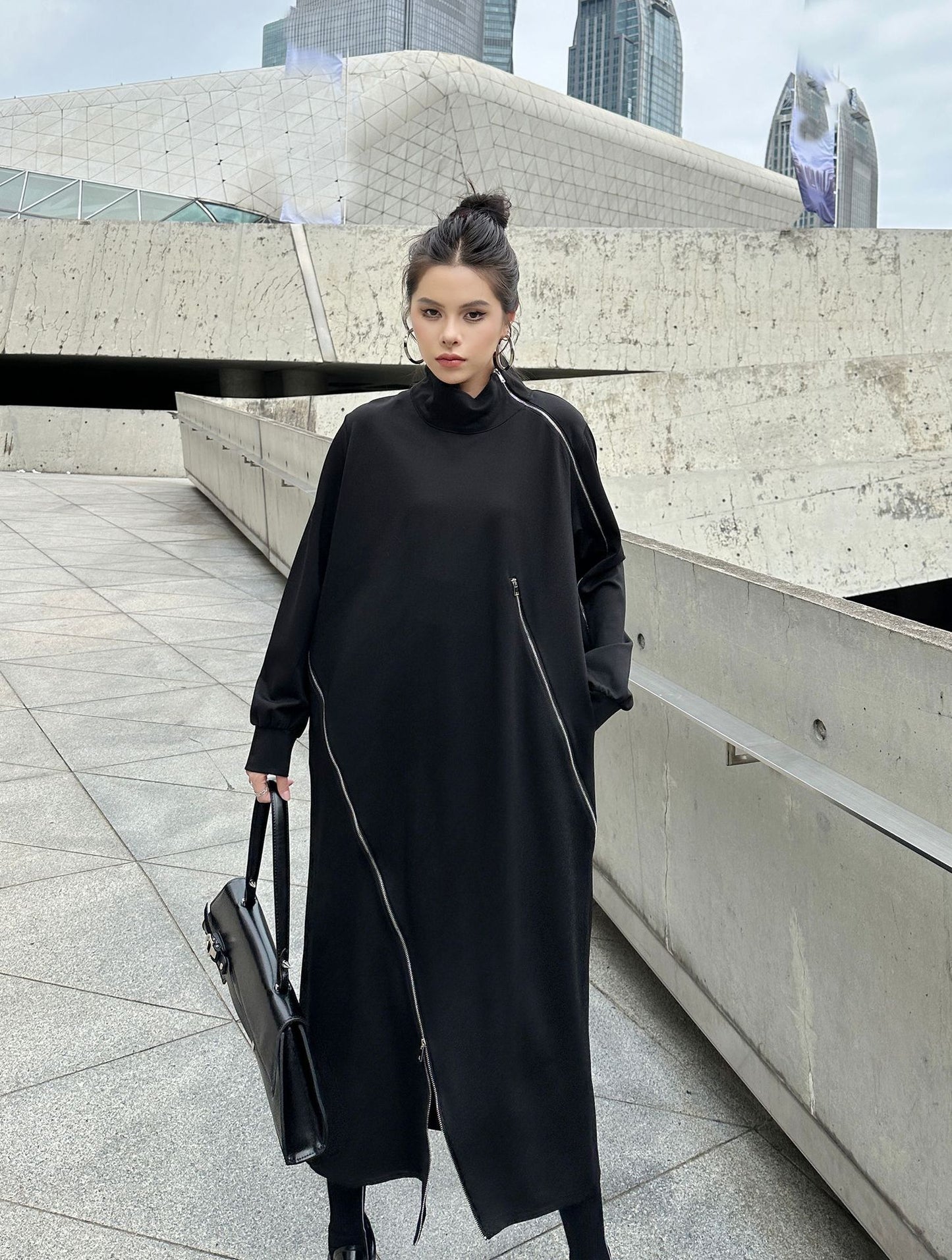 ジップラインハイネックロングドレス