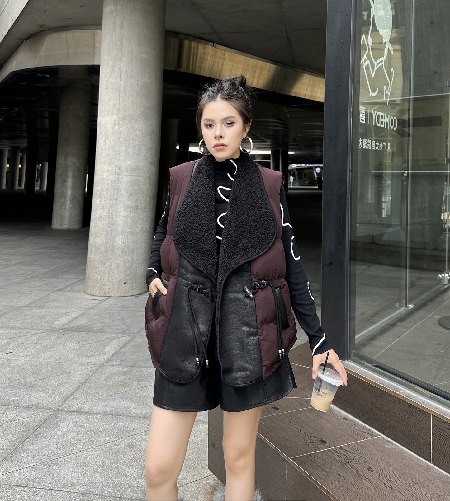 シープカラーブロックダウンベスト